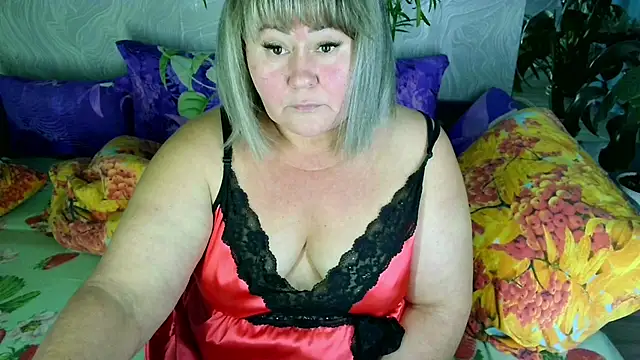 Snapshot of pink_dawn chatting on 10/28/25, 05:55 pink dawn online show from 10/28/25, 05:55