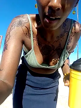 lynnkatrina online show from 03/27/26, 01:33