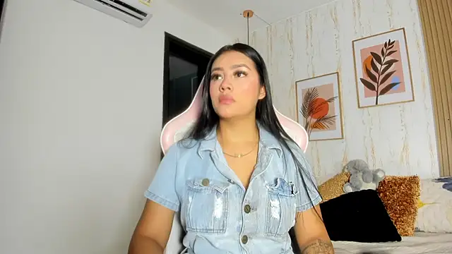 CameronCollins  online show from 01/24/25, 07:28