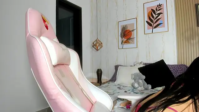 CameronCollins  online show from 03/01/25, 11:04