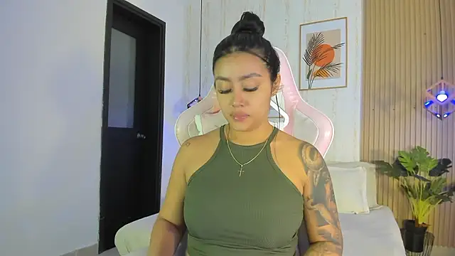 Snapshot of CameronCollins_ chatting on 01/16/26, 08:02 CameronCollins online show from 01/16/26, 08:02