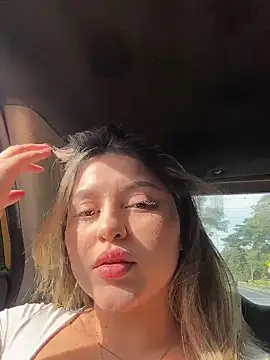 lunablossom  online show from 03/17/26, 09:07