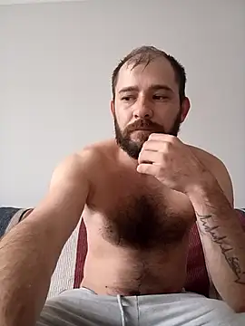 NiiiRvaNaa online show from 10/18/25, 07:53