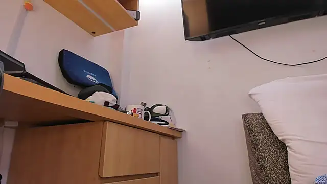 MikeMiller2 online show from 04/05/26, 02:03