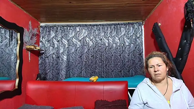 lesbiancuple online show from 02/26/25, 12:16