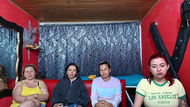 lesbiancuple online show from 02/26/25, 03:21