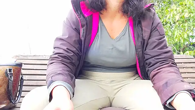 SquirtyMellissaLabia online show from 09/28/25, 07:03