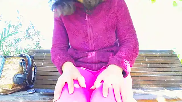 SquirtyMellissaLabia online show from 10/19/25, 07:20