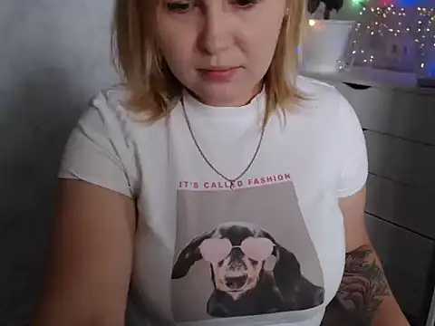 leeilawow online show from 05/11/26, 06:41