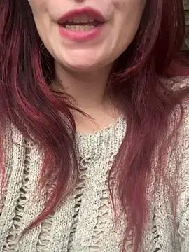 Snapshot of LunaMoongirl chatting on 01/23/25, 10:32 LunaMoongirl online show from 01/23/25, 10:32