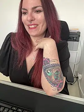 Snapshot of LunaMoongirl chatting on 03/17/25, 02:23 LunaMoongirl online show from 03/17/25, 02:23