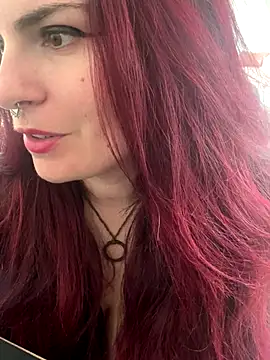 Snapshot of LunaMoongirl chatting on 09/11/25, 02:50 LunaMoongirl online show from 09/11/25, 02:50