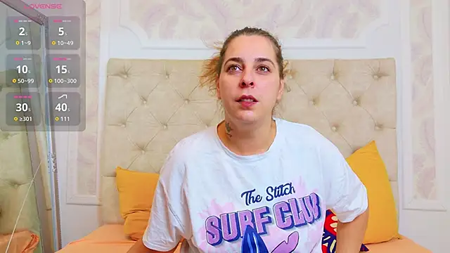 KarinaNoir online show from 10/21/25, 03:29