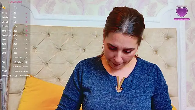 Snapshot of KarinaNoir chatting on 02/23/26, 12:35 KarinaNoir online show from 02/23/26, 12:35