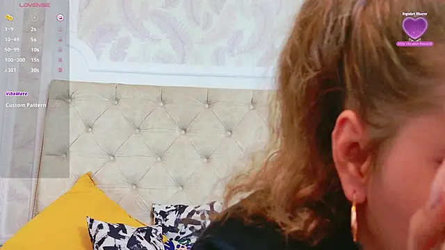 Snapshot of KarinaNoir chatting on 03/04/26, 04:51 KarinaNoir online show from 03/04/26, 04:51