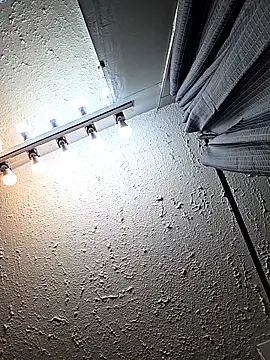 Snapshot of AriannaPena chatting on 11/26/25, 11:39 AriannaPena online show from 11/26/25, 11:39