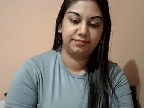 bellachow10 online show from 05/12/26, 07:49