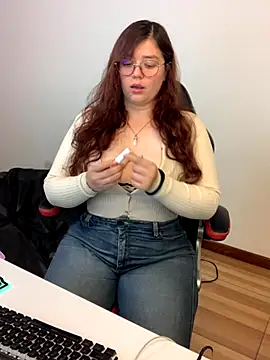 kayortiiz online show from 09/13/25, 02:11