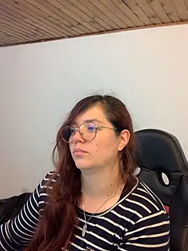 kayortiiz online show from 09/29/25, 09:08