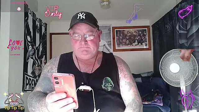 Snapshot of HOTANAL chatting on 06/25/26, 05:56 HOTANAL online show from 06/25/26, 05:56