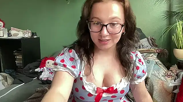 Snapshot of sweetandwet_daddy chatting on 10/09/25, 09:02 sweetandwet daddy online show from 10/09/25, 09:02