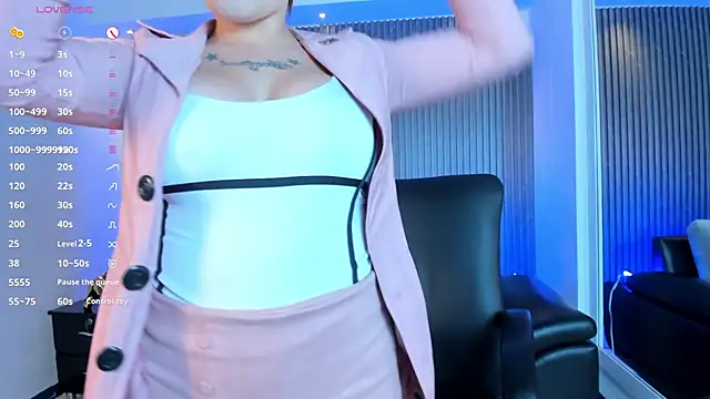 kimbrownn online show from 12/05/25, 10:46