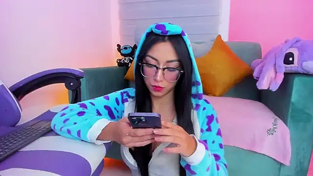 sophie cute66 online show from 12/16/25, 06:40