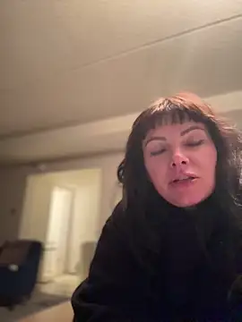 annablisss online show from 03/18/25, 06:03