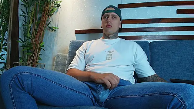 Joeysexx2 online show from 11/10/25, 03:27