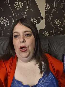 HouseWifeWhore Milf online show from 05/24/26, 10:15