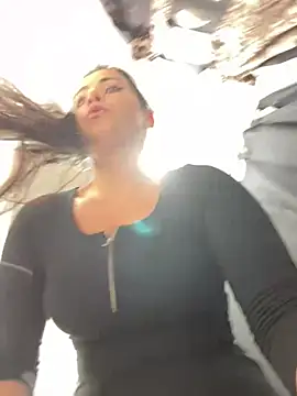 CrazzyChicks online show from 03/16/25, 08:10