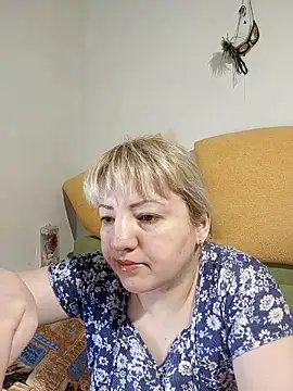 Snapshot of stefanyharper16 chatting on 03/25/26, 12:49 stefanyharper16 online show from 03/25/26, 12:49