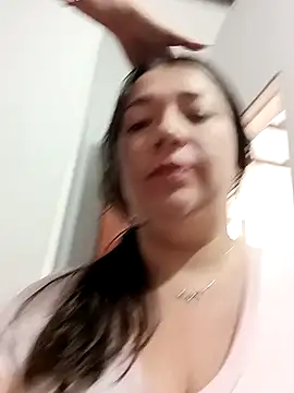 isabella rossse online show from 01/16/25, 01:58