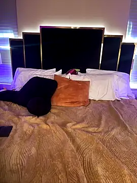 Snapshot of KarissaChantelle chatting on 11/20/25, 07:57 KarissaChantelle online show from 11/20/25, 07:57