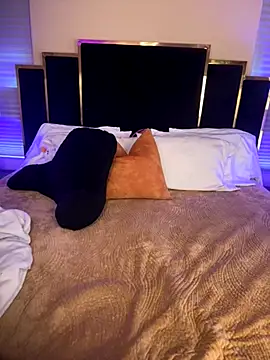 Snapshot of KarissaChantelle chatting on 11/23/25, 06:30 KarissaChantelle online show from 11/23/25, 06:30