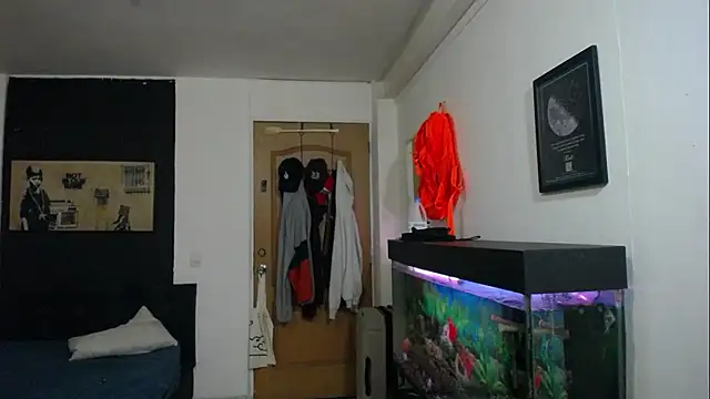 romeolovedark online show from 02/02/25, 05:10