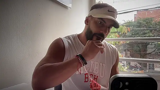 romeolovedark online show from 01/31/26, 07:45