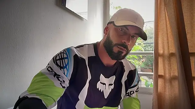 romeolovedark online show from 04/05/26, 05:54