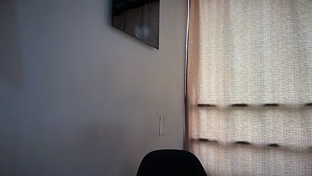 Snapshot of romeolovedark chatting on 04/23/26, 02:52 romeolovedark online show from 04/23/26, 02:52