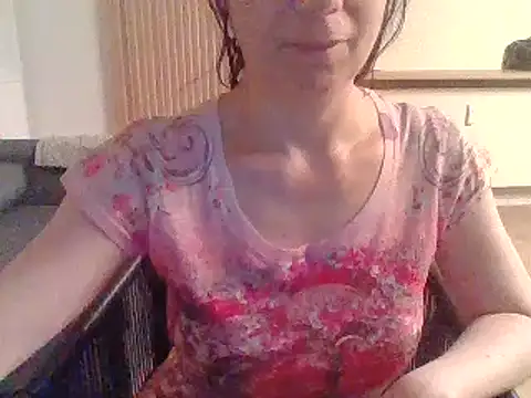 Snapshot of Moi_Lina chatting on 07/16/26, 10:38 Moi Lina online show from 07/16/26, 10:38