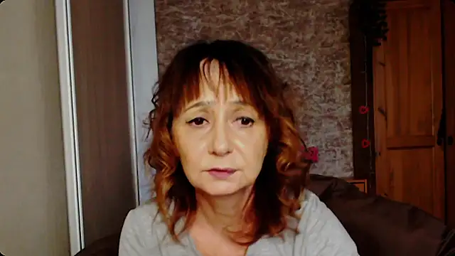 AnnieEltgant online show from 01/09/26, 09:01