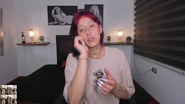 Snapshot of Mariana_Joness chatting on 03/15/25, 03:07 Mariana Joness online show from 03/15/25, 03:07