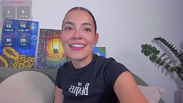 TIFFANYRUSSO online show from 06/02/26, 05:42