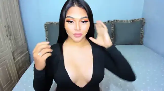 Snapshot of shantal_r0mance chatting on 12/10/24, 01:55 shantal r0mance online show from 12/10/24, 01:55