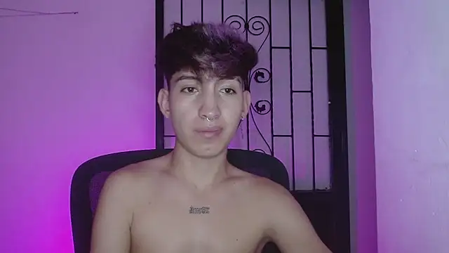 littlextreme online show from 02/10/25, 02:30