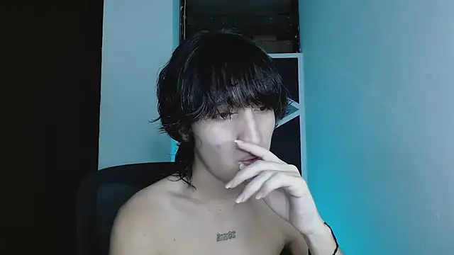 littlextreme online show from 05/12/26, 03:03