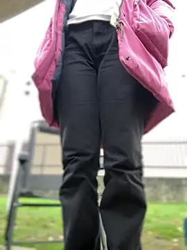 Snapshot of DaisyVibesss chatting on 12/15/24, 12:06 DaisyVibesss online show from 12/15/24, 12:06