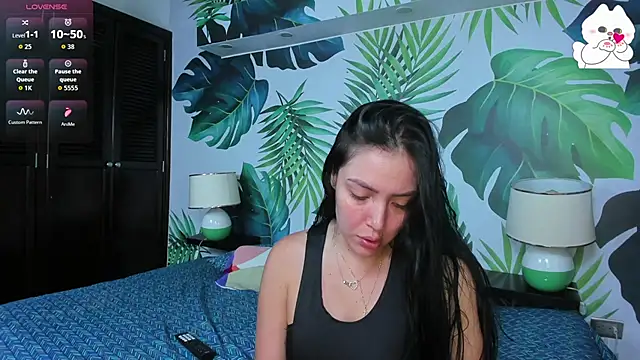 Snapshot of brianna_196 chatting on 10/01/25, 04:35 brianna 196 online show from 10/01/25, 04:35