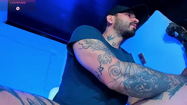 CamiloGray  online show from 01/12/25, 01:16