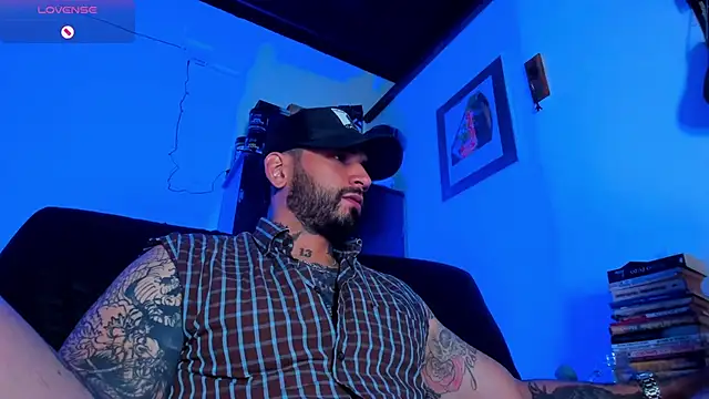 CamiloGray  online show from 01/24/25, 06:46